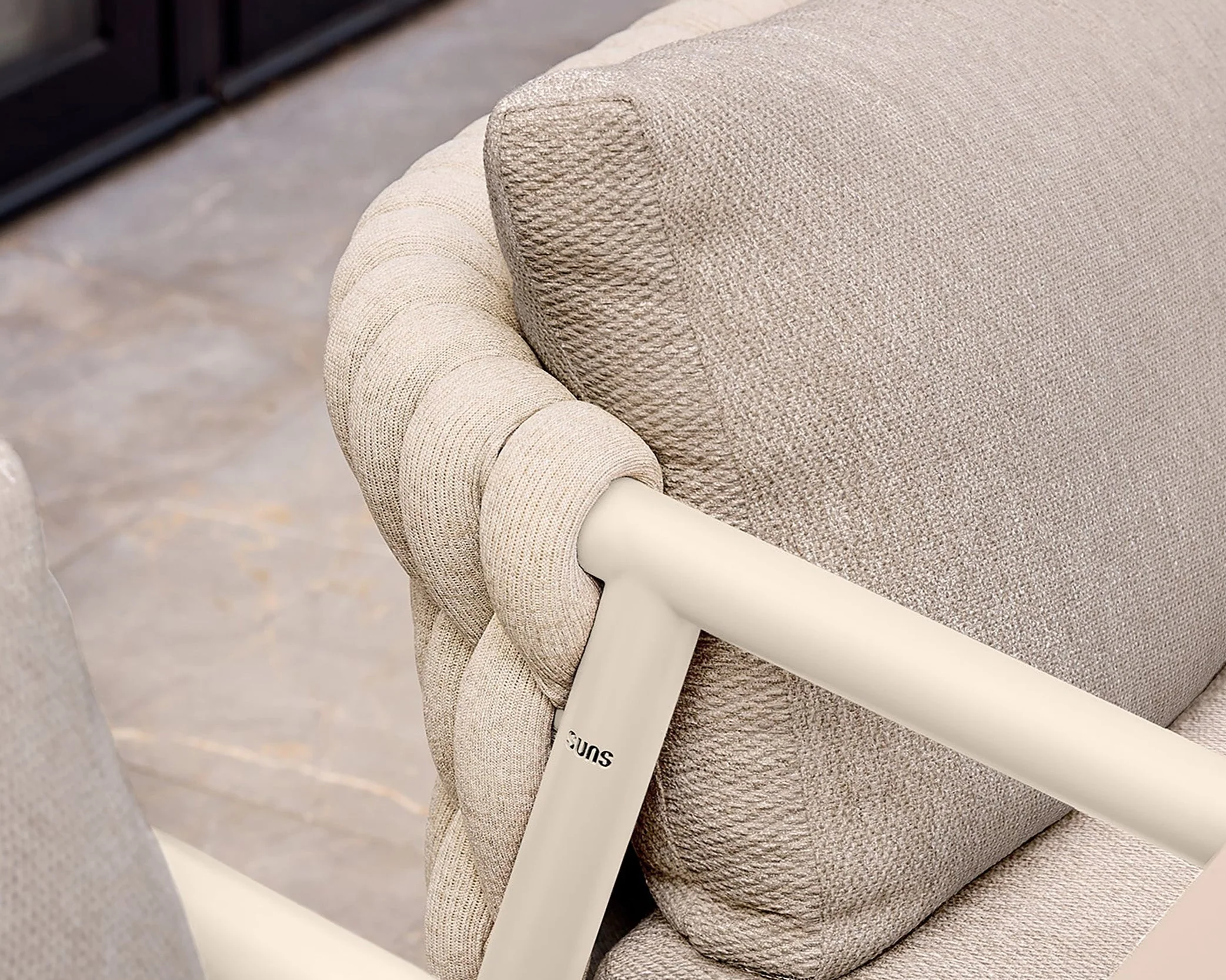 Grado & Sato low dining collection - Image 3